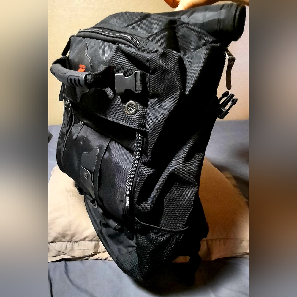 Kaka Multifunctional Backpack - image 3